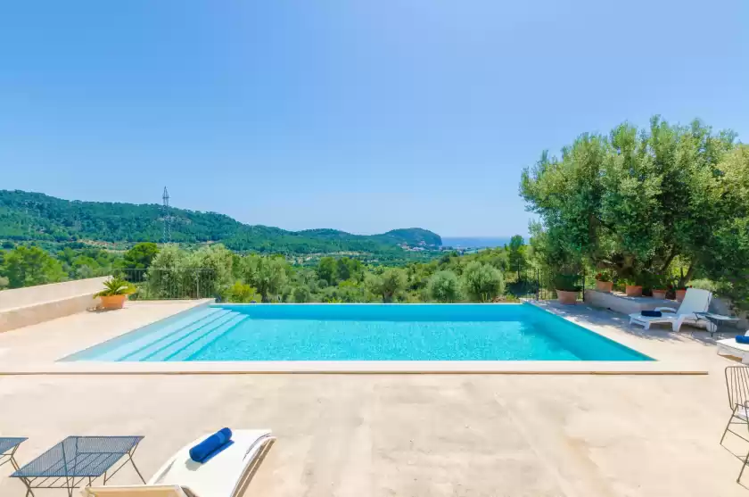 Holiday rentals in Cas garriguer, Andratx