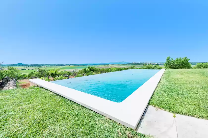 Holiday rentals in Can sal , Ariany