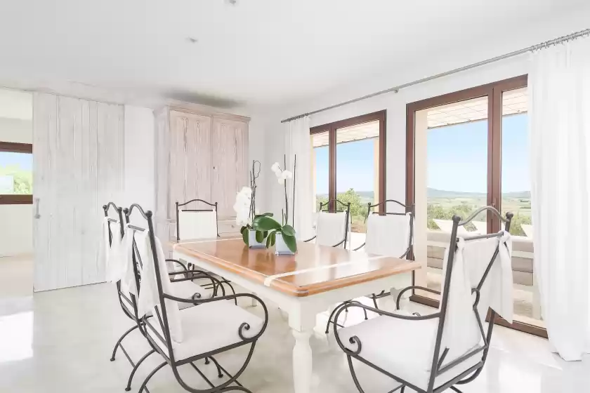 Holiday rentals in Can sal , Ariany