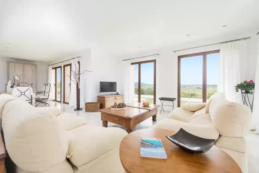 Holiday rentals in Can sal , Ariany