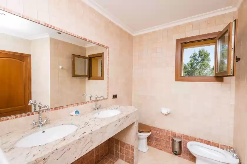 Holiday rentals in S'aguait, Portocolom