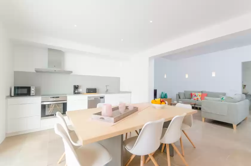 Holiday rentals in Na valenta, Artà