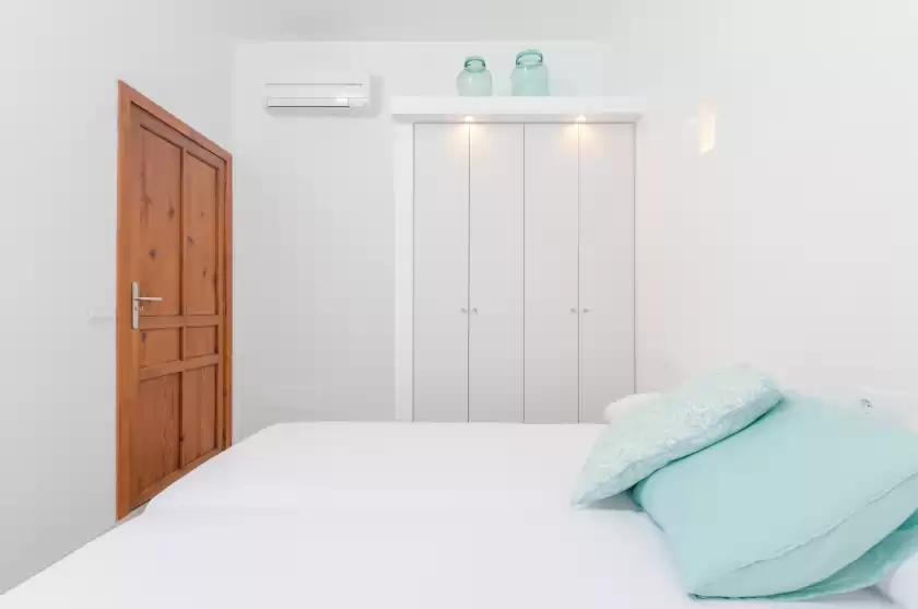 Holiday rentals in Na valenta, Artà