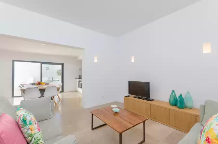 Holiday rentals in Na valenta, Artà