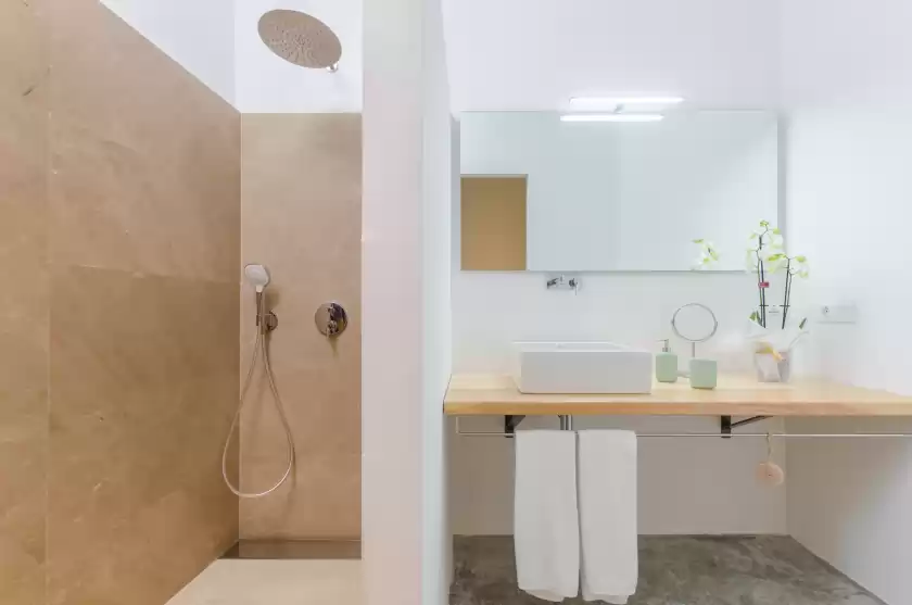 Holiday rentals in Na valenta, Artà