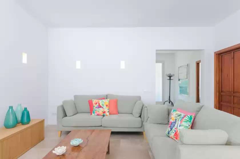 Holiday rentals in Na valenta, Artà