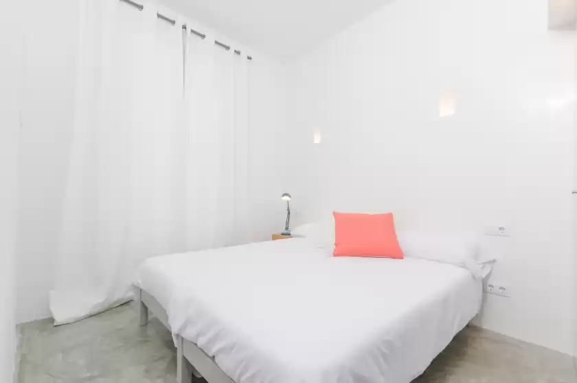 Holiday rentals in Na valenta, Artà