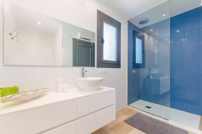 Holiday rentals in Villa diagonal, Can Picafort