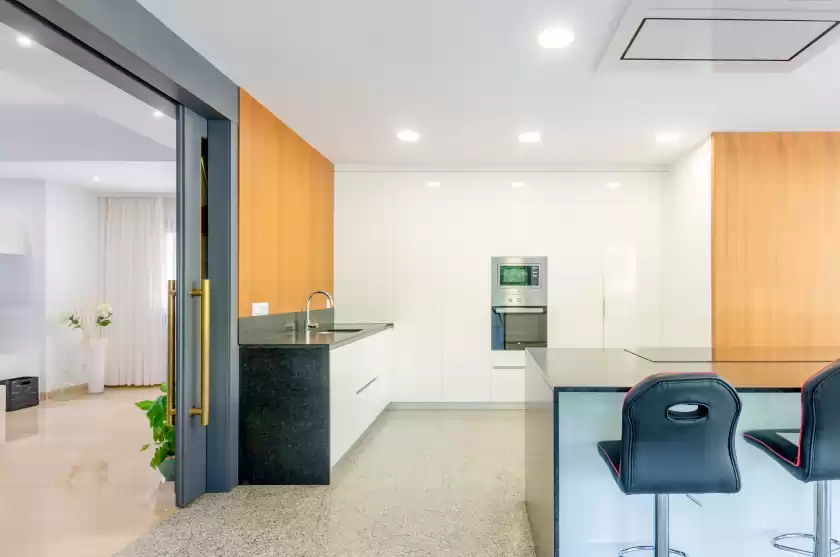 Holiday rentals in Villa diagonal, Can Picafort