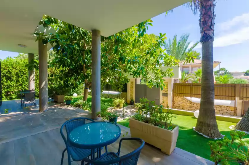 Holiday rentals in Villa diagonal, Can Picafort