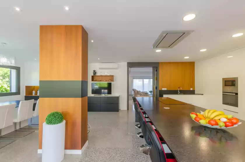 Holiday rentals in Villa diagonal, Can Picafort