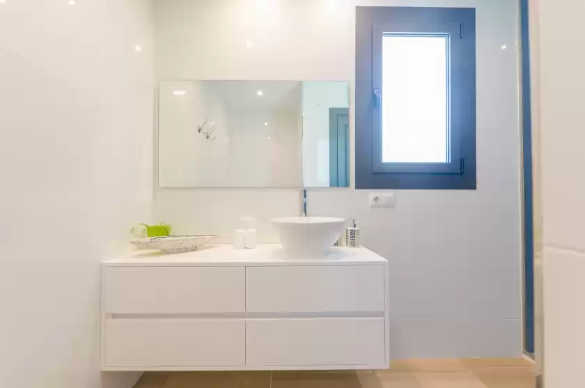 Holiday rentals in Villa diagonal, Can Picafort