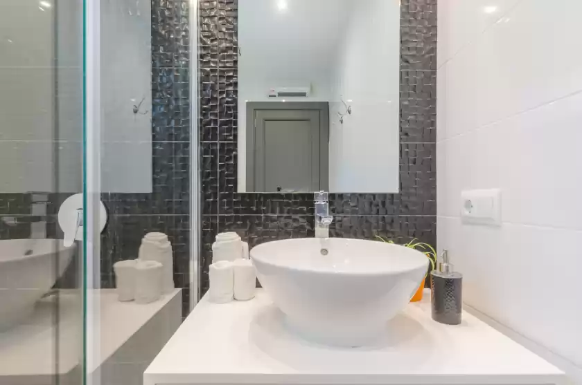 Holiday rentals in Villa diagonal, Can Picafort