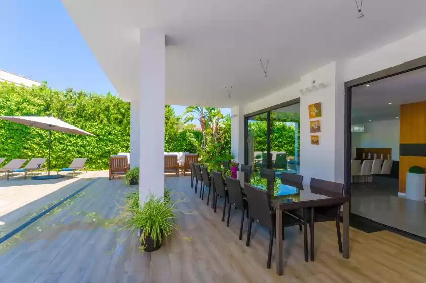 Holiday rentals in Villa diagonal, Can Picafort