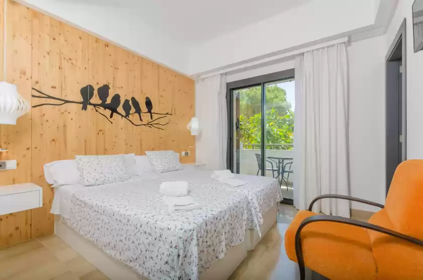 Holiday rentals in Villa diagonal, Can Picafort