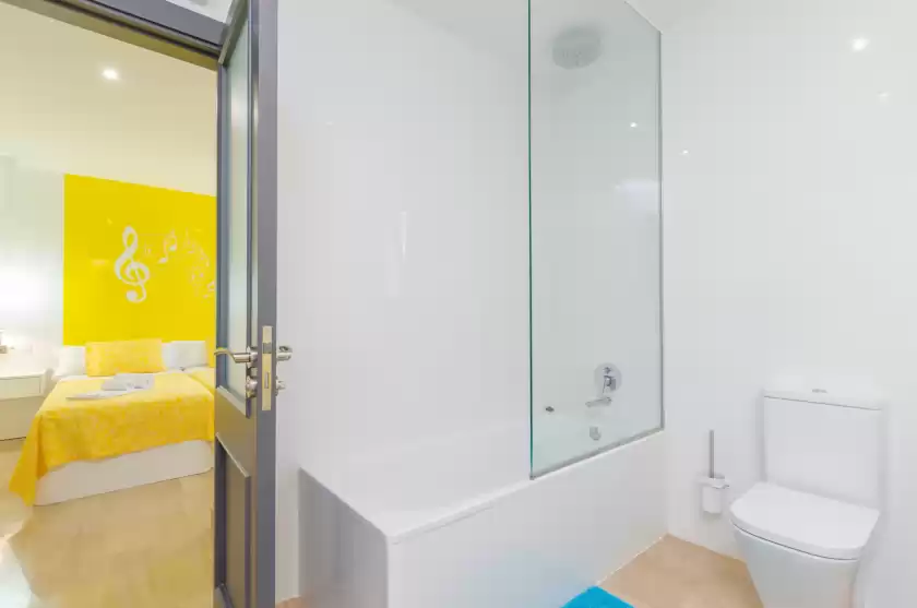 Holiday rentals in Villa diagonal, Can Picafort