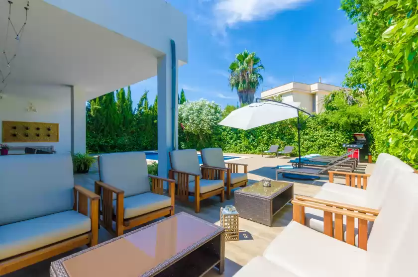 Holiday rentals in Villa diagonal, Can Picafort