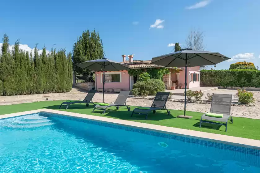 Holiday rentals in Ses veles, Lloseta