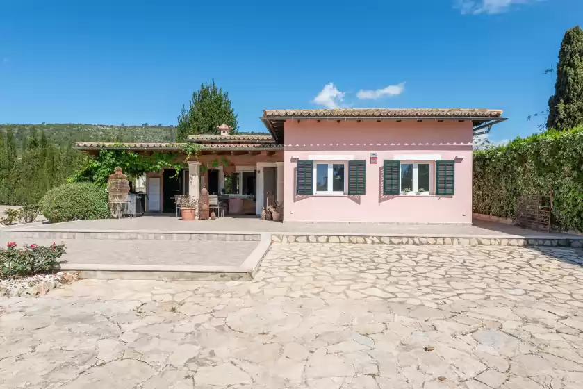 Holiday rentals in Ses veles, Lloseta