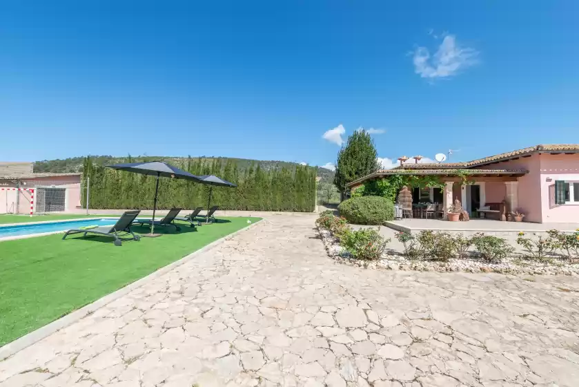 Holiday rentals in Ses veles, Lloseta