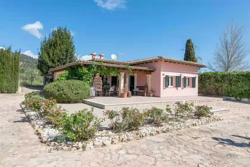 Holiday rentals in Ses veles, Lloseta