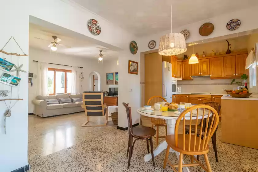 Holiday rentals in Sol i vent, Cala Llombards