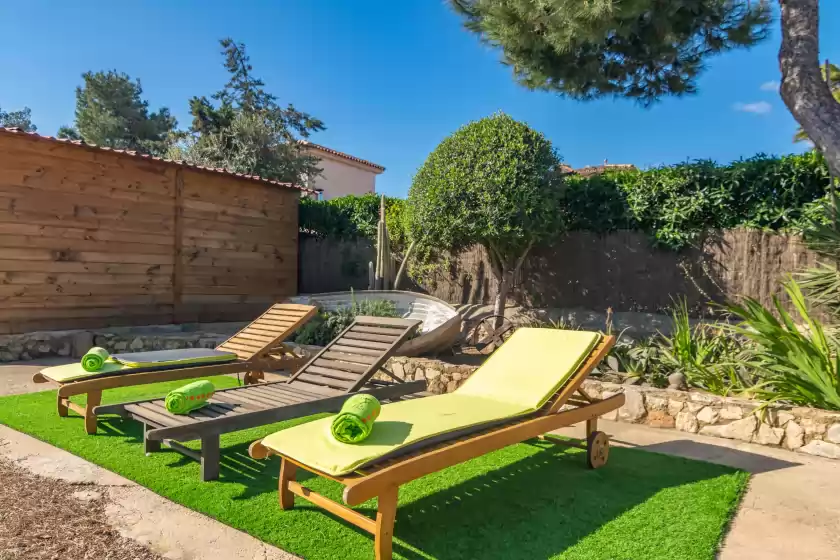 Holiday rentals in Sol i vent, Cala Llombards