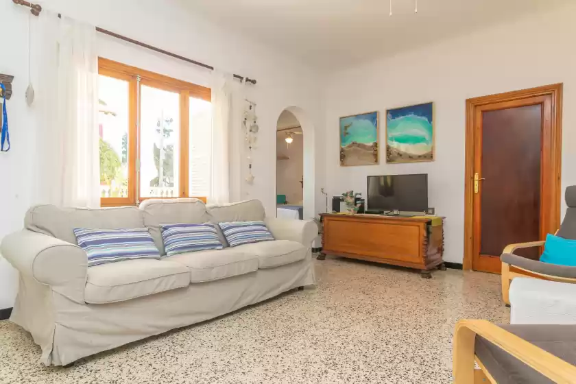 Holiday rentals in Sol i vent, Cala Llombards