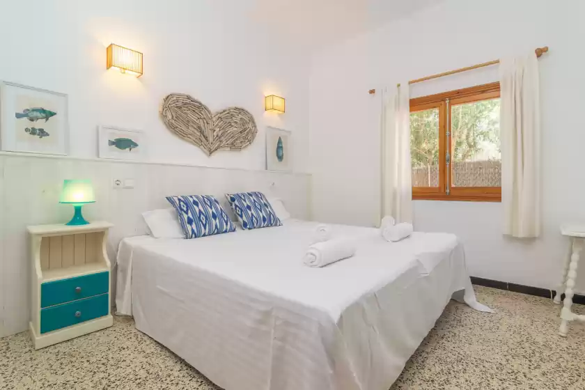 Holiday rentals in Sol i vent, Cala Llombards
