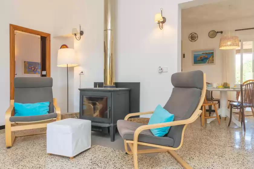 Holiday rentals in Sol i vent, Cala Llombards