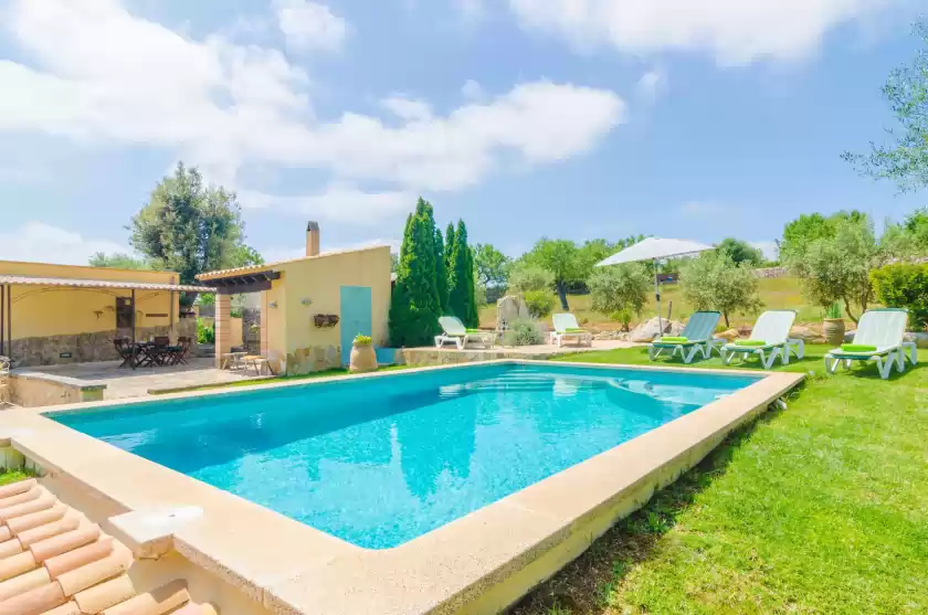 Holiday rentals in Ses velletes 7, Artà