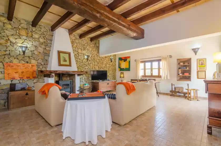 Holiday rentals in Ses velletes 7, Artà
