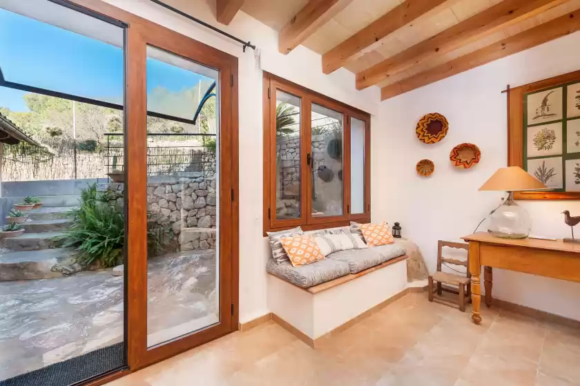 Holiday rentals in Cal tio, Caimari