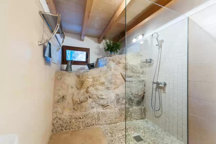 Holiday rentals in Cal tio, Caimari