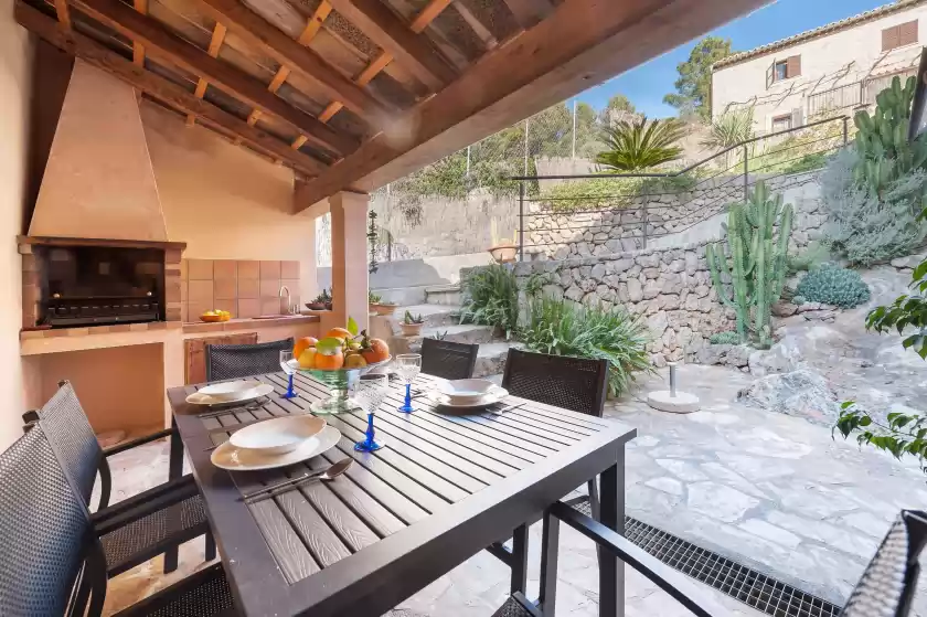 Holiday rentals in Cal tio, Caimari