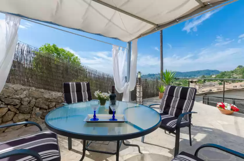 Holiday rentals in Cal tio, Caimari