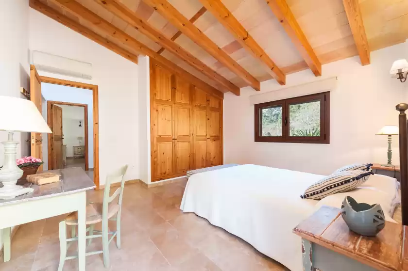 Holiday rentals in Cal tio, Caimari