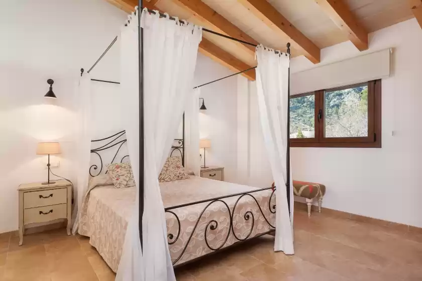 Holiday rentals in Cal tio, Caimari