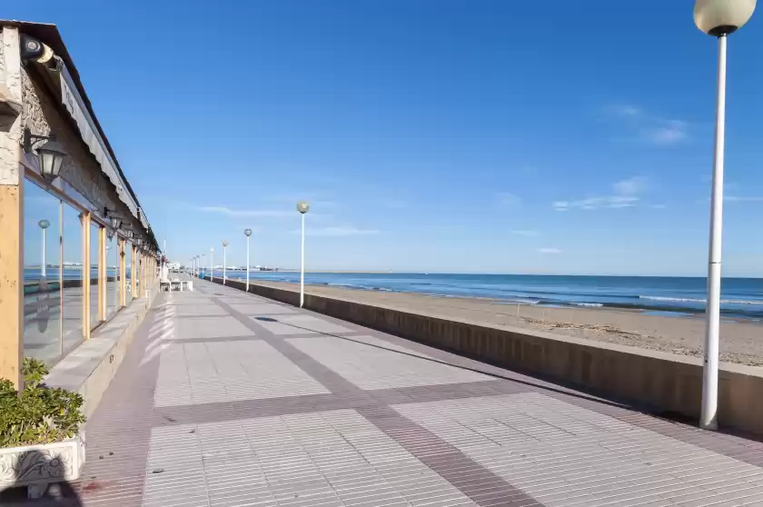 Holiday rentals in Sea pearl,