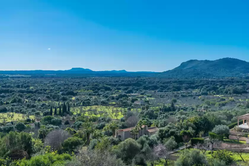 Holiday rentals in Biali, Búger