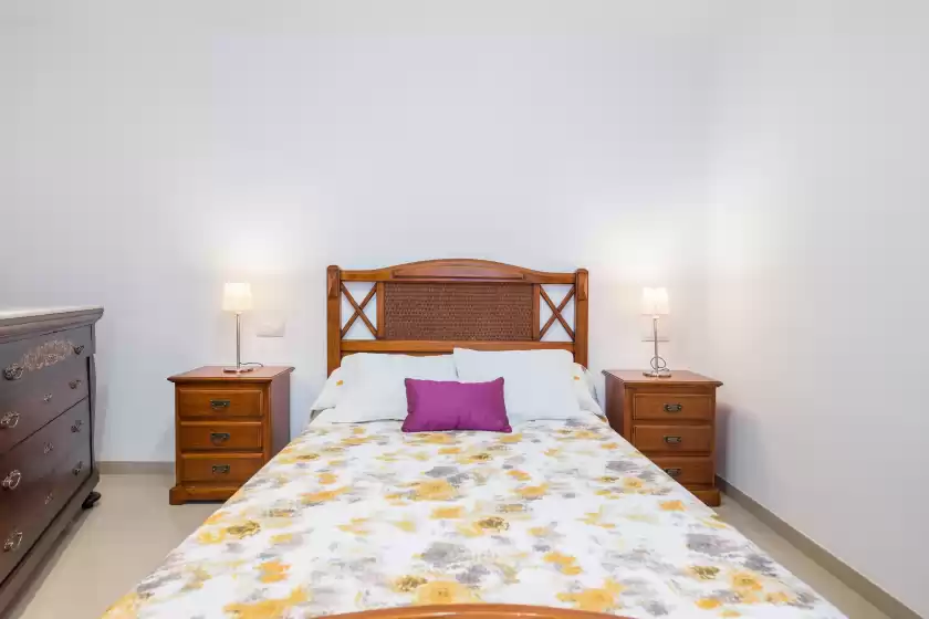 Holiday rentals in Biali, Búger