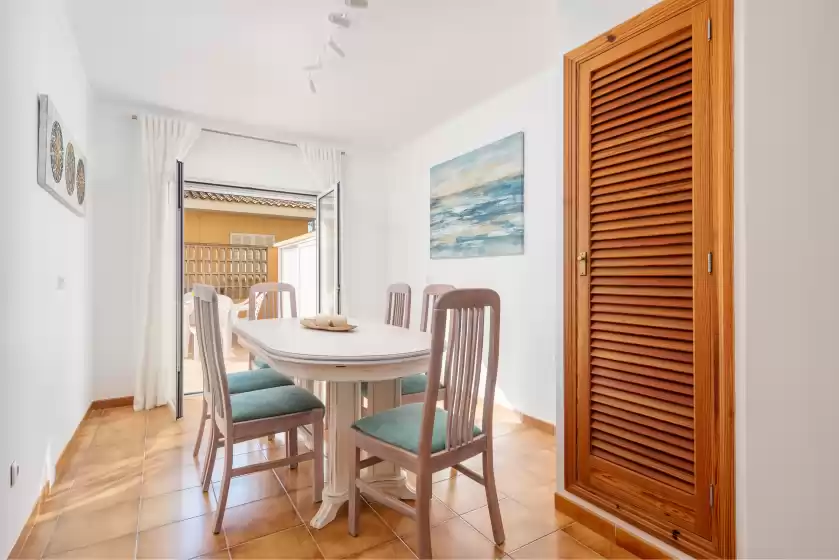 Holiday rentals in Can confit, Can Picafort