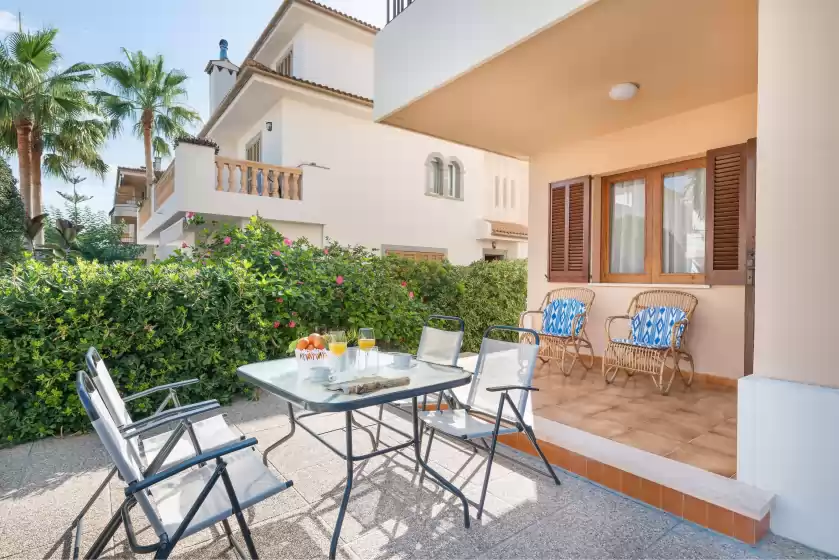 Holiday rentals in Can confit, Can Picafort