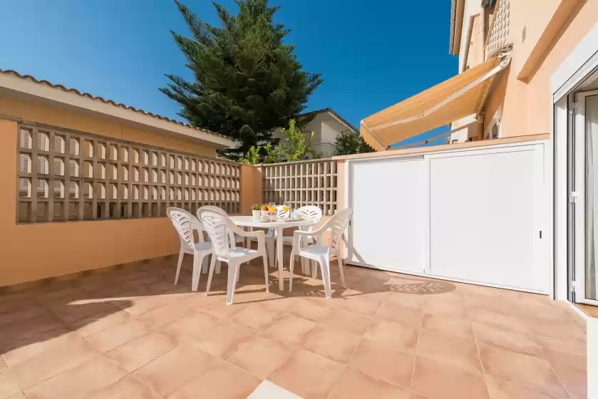 Holiday rentals in Can confit, Can Picafort