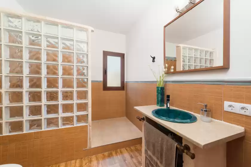 Holiday rentals in Can madis, Costitx