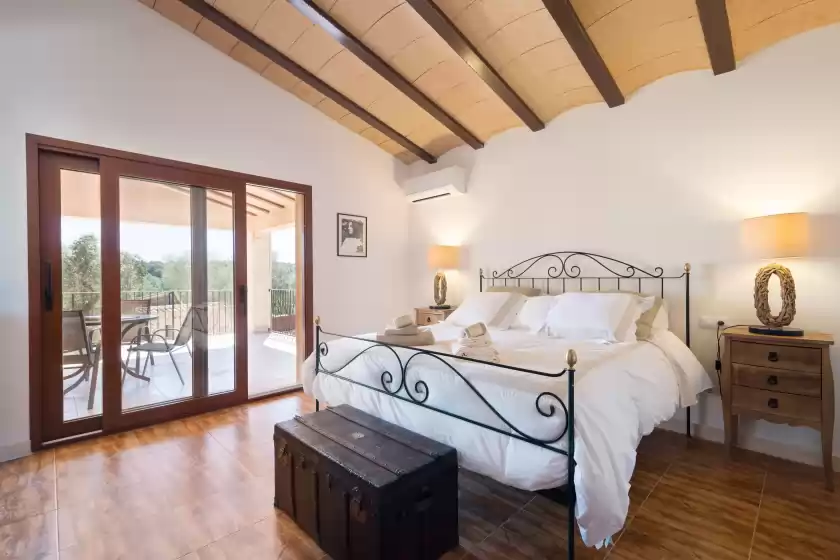 Holiday rentals in Can madis, Costitx