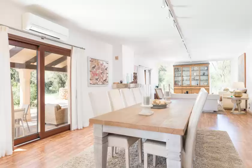 Holiday rentals in Can madis, Costitx