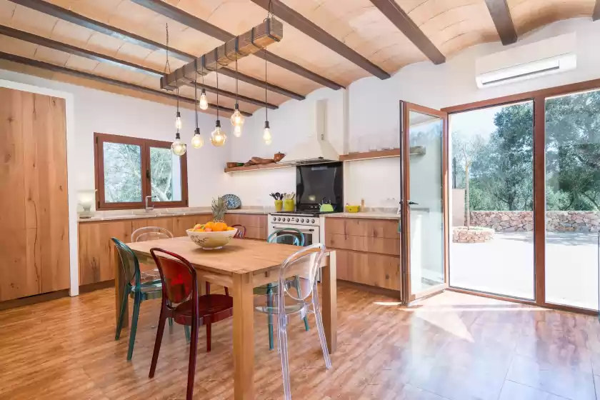 Holiday rentals in Can madis, Costitx