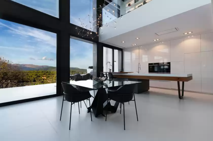 Holiday rentals in Montblau, Búger