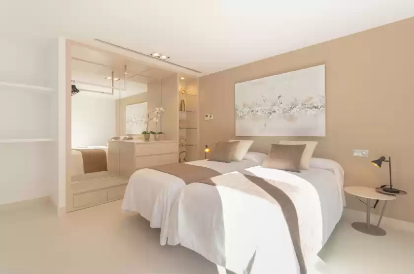 Holiday rentals in Montblau, Búger